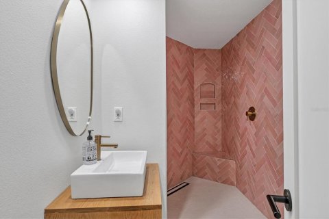 Villa ou maison à louer à Sarasota, Floride: 2 chambres, 133.97 m2 № 1816618 - photo 28