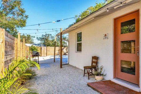 Villa ou maison à louer à Sarasota, Floride: 2 chambres, 133.97 m2 № 1816618 - photo 30