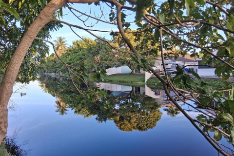 Adosado en venta en North Lauderdale, Florida, 3 dormitorios, 122.82 m2 № 2154177 - foto 24