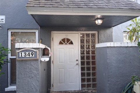Adosado en venta en North Lauderdale, Florida, 3 dormitorios, 122.82 m2 № 2154177 - foto 3