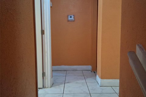 Adosado en venta en North Lauderdale, Florida, 3 dormitorios, 122.82 m2 № 2154177 - foto 25