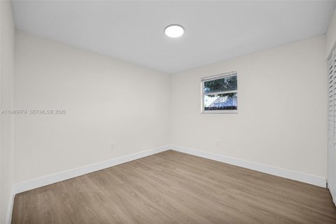 Propiedad comercial en venta en Miami, Florida, 153.29 m2 № 2043816 - foto 19