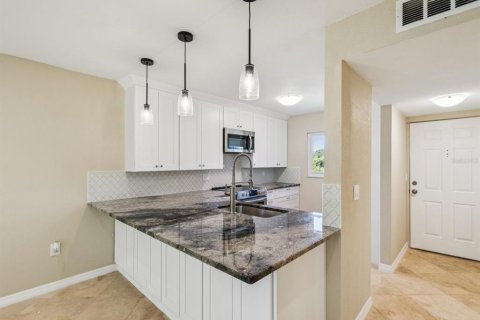 Copropriété à vendre à Palm Harbor, Floride: 2 chambres, 83.61 m2 № 1885714 - photo 10