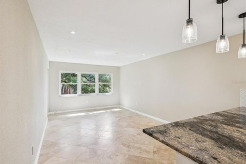 Copropriété à vendre à Palm Harbor, Floride: 2 chambres, 83.61 m2 № 1885714 - photo 9