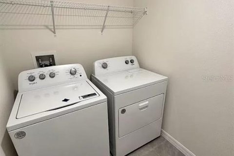 Casa en venta en Wimauma, Florida, 5 dormitorios, 248.42 m2 № 1828645 - foto 8