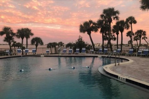 Condominio en venta en Belleair Bluffs, Florida, 2 dormitorios, 133.78 m2 № 1801522 - foto 12