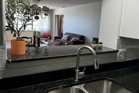 Condominio en venta en Belleair Bluffs, Florida, 2 dormitorios, 133.78 m2 № 1801522 - foto 4