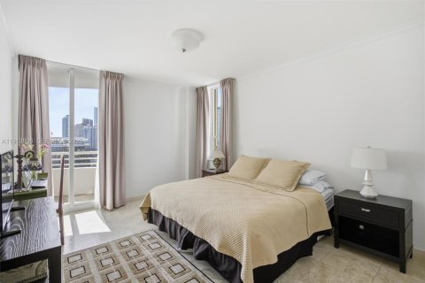 Copropriété à vendre à Miami, Floride: 3 chambres, 190.45 m2 № 1983040 - photo 16