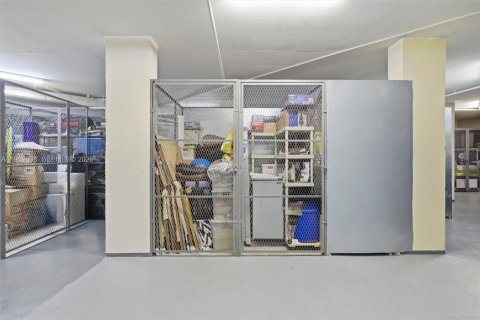 Copropriété à vendre à Miami, Floride: 3 chambres, 190.45 m2 № 1983040 - photo 24