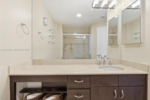 Copropriété à vendre à Miami, Floride: 3 chambres, 190.45 m2 № 1983040 - photo 14