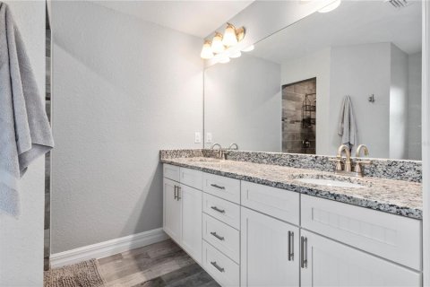 Снять в аренду виллу или дом в Порт-Шарлотт, Флорида 6 комнат, 152.36м2, № 1917131 - фото 18