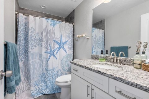 Снять в аренду виллу или дом в Порт-Шарлотт, Флорида 6 комнат, 152.36м2, № 1917131 - фото 22