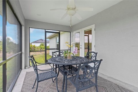 Снять в аренду виллу или дом в Порт-Шарлотт, Флорида 6 комнат, 152.36м2, № 1917131 - фото 29