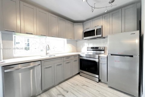 Снять в аренду кондоминиум в Санни-Айлс-Бич, Флорида 1 спальня, 71.26м2, № 1988275 - фото 20