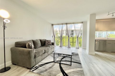 Снять в аренду кондоминиум в Санни-Айлс-Бич, Флорида 1 спальня, 71.26м2, № 1988275 - фото 5