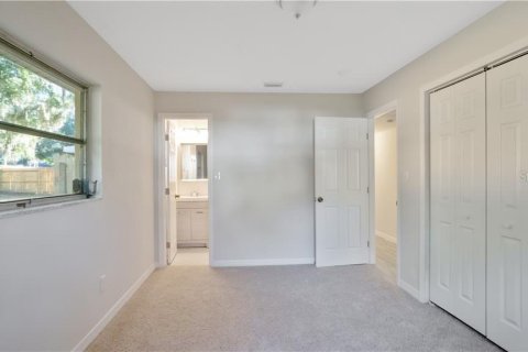 Villa ou maison à louer à Tampa, Floride: 3 chambres, 96.15 m2 № 2431142 - photo 15