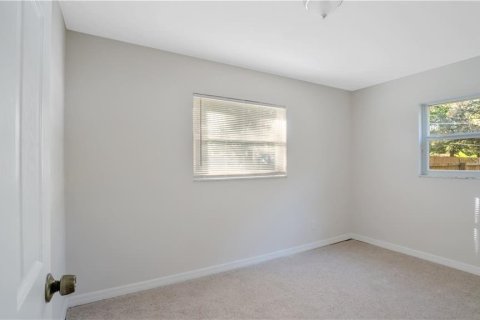 Villa ou maison à louer à Tampa, Floride: 3 chambres, 96.15 m2 № 2431142 - photo 14