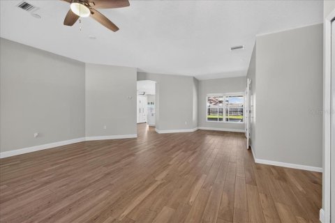 Villa ou maison à louer à Palm Coast, Floride: 3 chambres, 216.09 m2 № 2388682 - photo 7