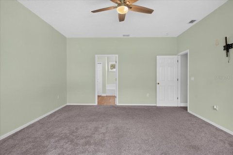 Villa ou maison à louer à Palm Coast, Floride: 3 chambres, 216.09 m2 № 2388682 - photo 11