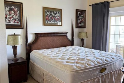 Condo in Four Corners, Florida, 3 bedrooms  № 1912331 - photo 12