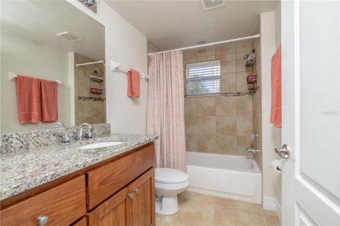 Condo in New Smyrna Beach, Florida, 3 bedrooms  № 1673170 - photo 22