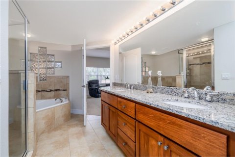 Condo in New Smyrna Beach, Florida, 3 bedrooms  № 1673170 - photo 19