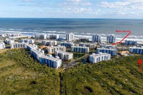 Condo in New Smyrna Beach, Florida, 3 bedrooms  № 1673170 - photo 2