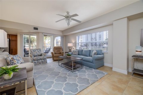 Condo in New Smyrna Beach, Florida, 3 bedrooms  № 1673170 - photo 6