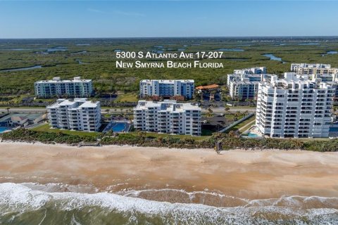Condo in New Smyrna Beach, Florida, 3 bedrooms  № 1673170 - photo 25