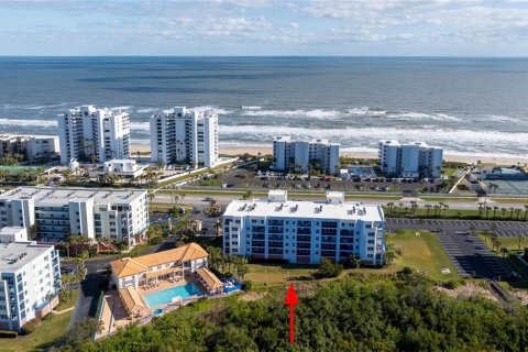 Condo in New Smyrna Beach, Florida, 3 bedrooms  № 1673170 - photo 1