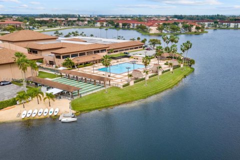 Condominio en alquiler en Pembroke Pines, Florida, 1 dormitorio, 63.64 m2 № 2025861 - foto 12