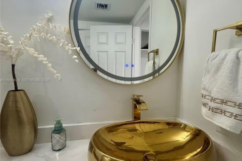 Condominio en alquiler en Aventura, Florida, 2 dormitorios, 125.42 m2 № 2024044 - foto 14