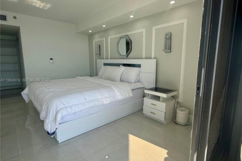 Condominio en alquiler en Aventura, Florida, 2 dormitorios, 125.42 m2 № 2024044 - foto 26