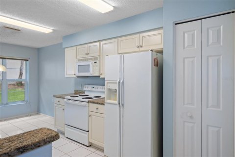 Villa ou maison à vendre à Spring Hill, Floride: 2 chambres, 130.9 m2 № 1771922 - photo 13