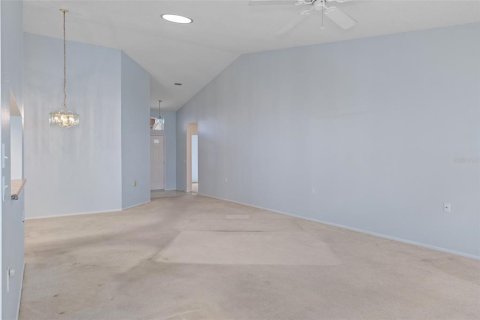Villa ou maison à vendre à Spring Hill, Floride: 2 chambres, 130.9 m2 № 1771922 - photo 11