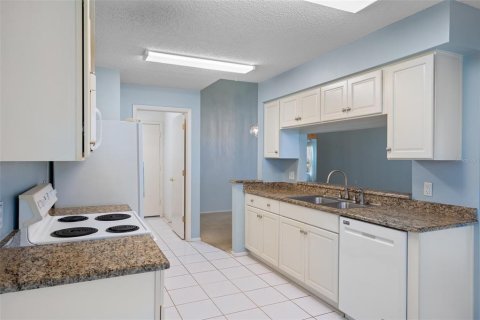 Villa ou maison à vendre à Spring Hill, Floride: 2 chambres, 130.9 m2 № 1771922 - photo 16
