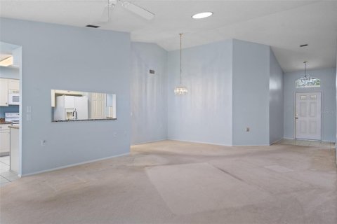 Villa ou maison à vendre à Spring Hill, Floride: 2 chambres, 130.9 m2 № 1771922 - photo 10