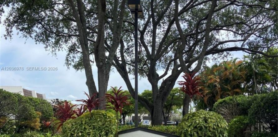 Touwnhouse à Miami, Floride 2 chambres, 165.37 m2 № 2155024