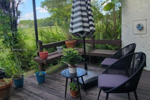 Touwnhouse à louer à Miami, Floride: 2 chambres, 165.37 m2 № 2155024 - photo 9