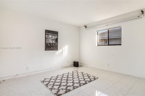 House in Boynton Beach, Florida 3 bedrooms, 240.06 sq.m. № 1974953 - photo 22