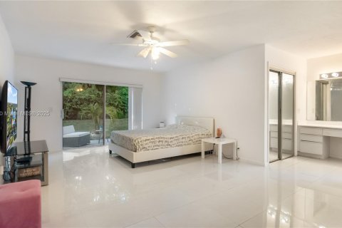 House in Boynton Beach, Florida 3 bedrooms, 240.06 sq.m. № 1974953 - photo 27