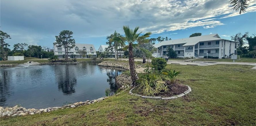 Condominio en Englewood, Florida, 2 dormitorios  № 2150165