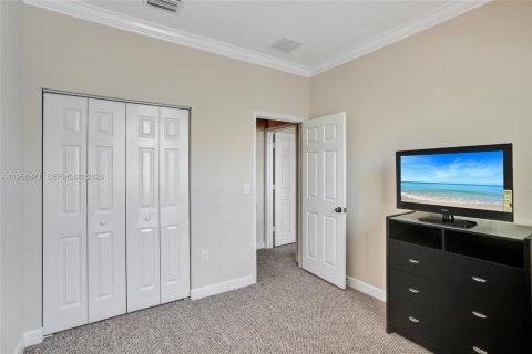 Touwnhouse à vendre à Miami, Floride: 3 chambres, 168.34 m2 № 2033125 - photo 24