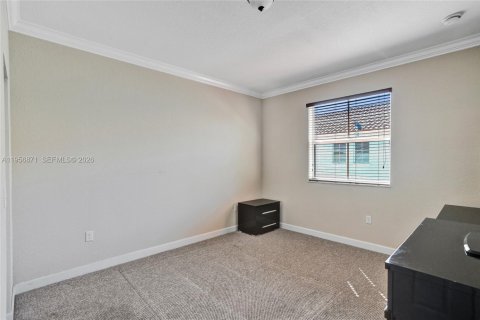 Touwnhouse à vendre à Miami, Floride: 3 chambres, 168.34 m2 № 2033125 - photo 26