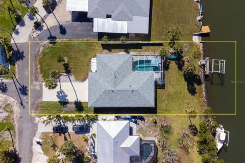 Купить виллу или дом в Энглвуд, Флорида 9 комнат, 142.42м2, № 1608815 - фото 7