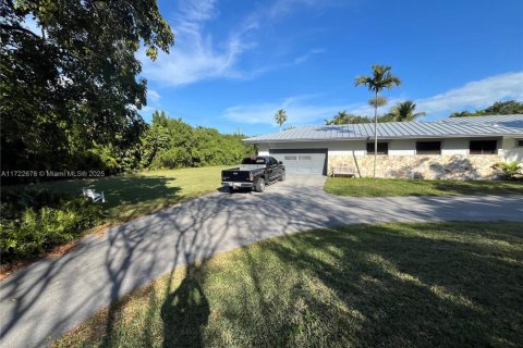 Villa ou maison à vendre à Coral Gables, Floride: 5 chambres, 318.47 m2 № 2037955 - photo 6