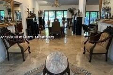 Villa ou maison à vendre à Coral Gables, Floride: 5 chambres, 318.47 m2 № 2037955 - photo 22