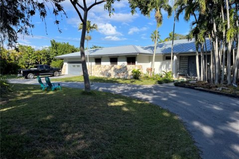 Villa ou maison à vendre à Coral Gables, Floride: 5 chambres, 318.47 m2 № 2037955 - photo 5