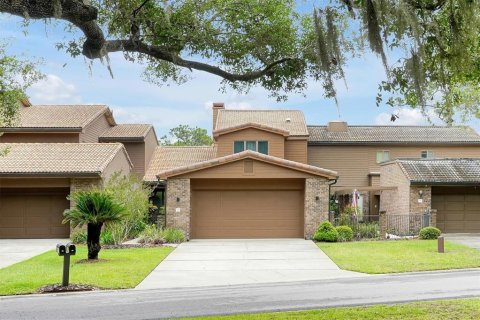 Touwnhouse à Winter Haven, Floride 4 chambres, 256.97 m2 № 2134797