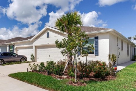 House in Plant City, Florida 3 bedrooms, 145.39 sq.m. № 1883867 - photo 1